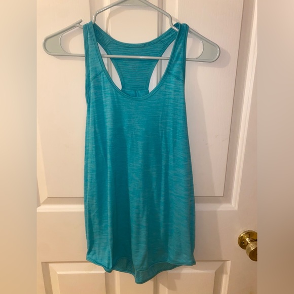 Size 6 lululemon tank top - Picture 1 of 2